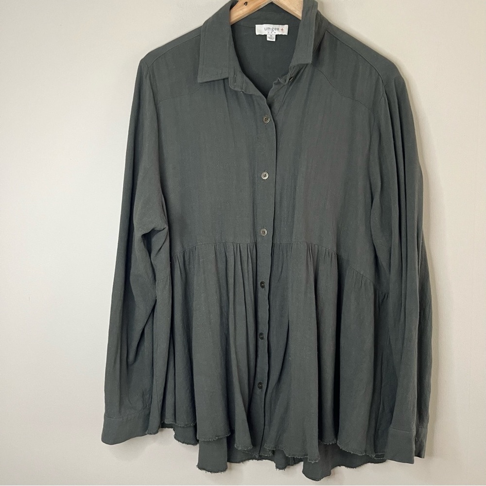 UMGEE green button front babydoll linen blend lagenlook minimalist top